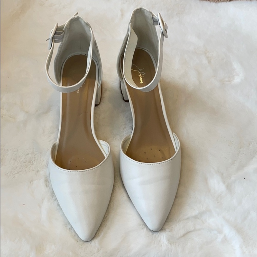 Ankle Strap Pointed Toe Pumps - White
